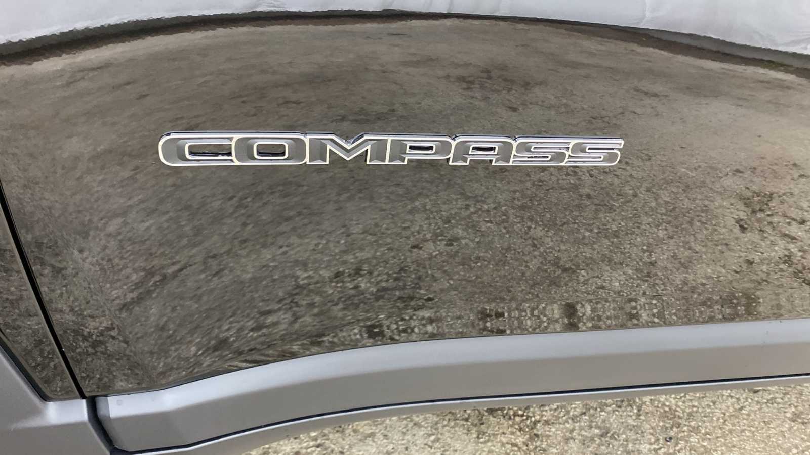 2024 Jeep Compass Latitude Lux 41