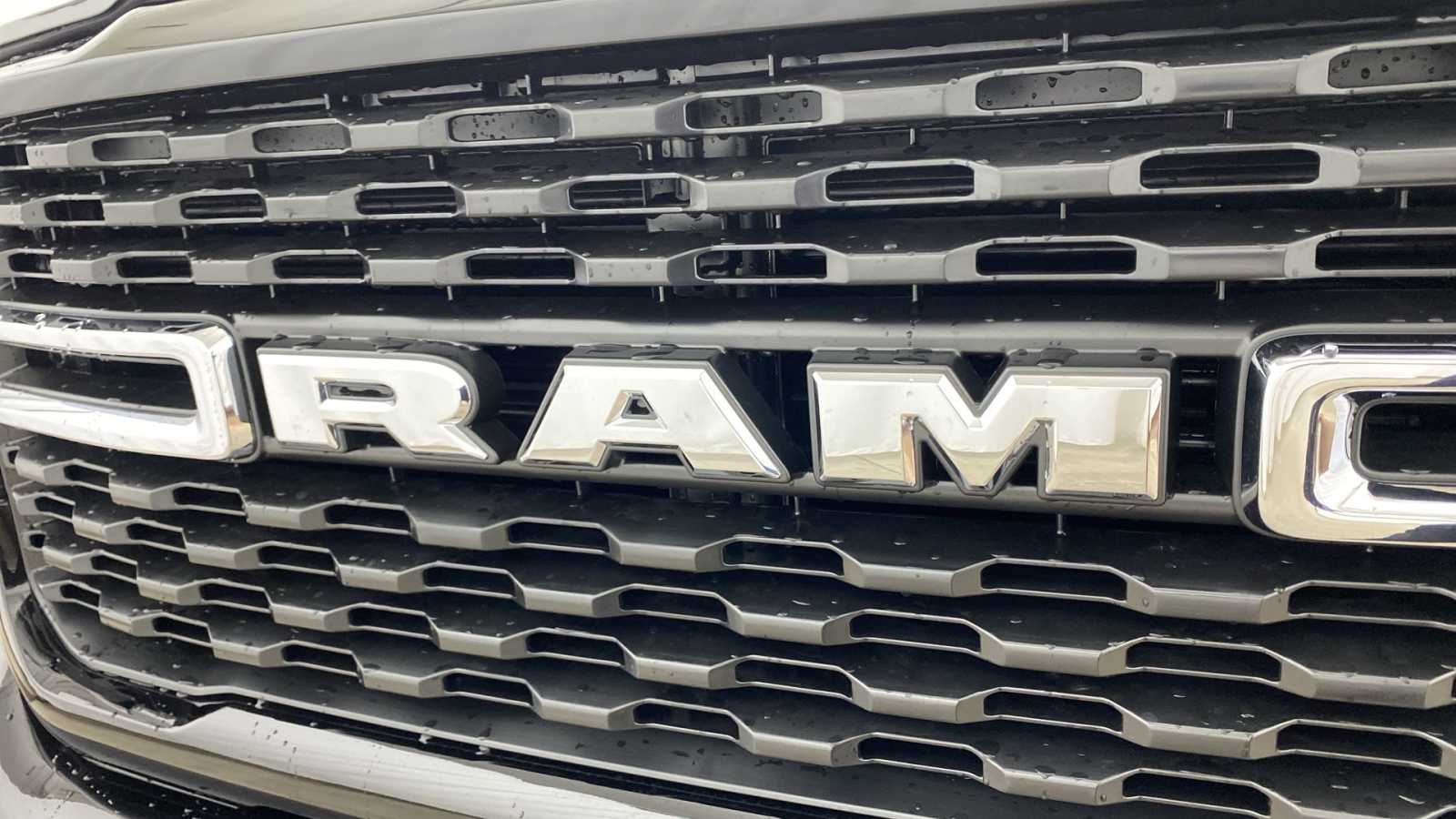 2024 Ram 3500 Big Horn 4x4 Crew Cab 64 Box 39