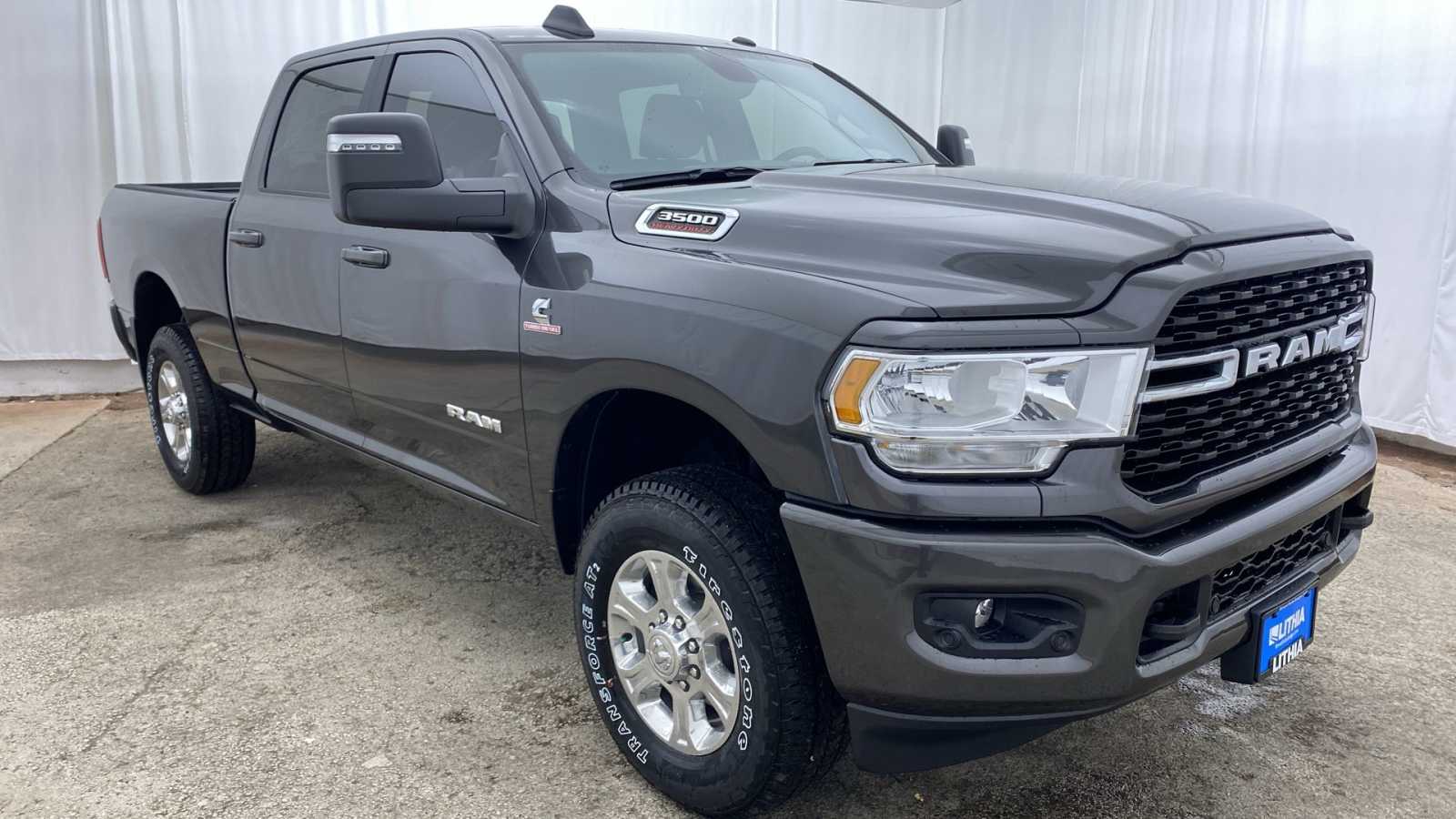 2024 Ram 3500 Big Horn 4x4 Crew Cab 64 Box 36