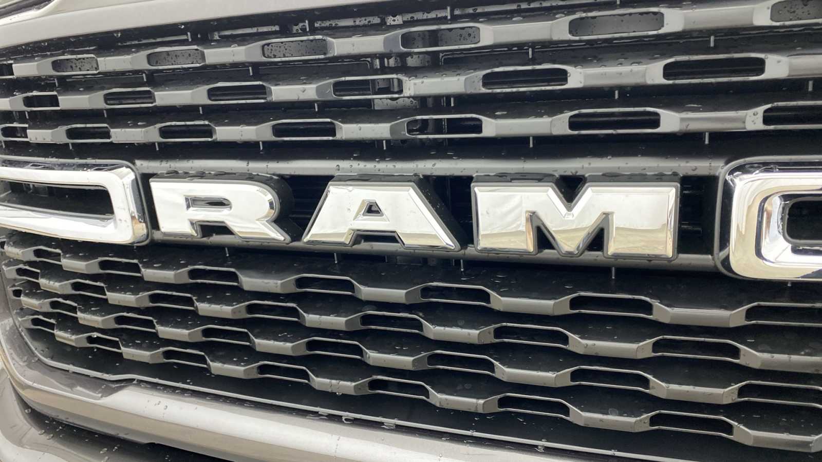 2024 Ram 3500 Big Horn 4x4 Crew Cab 64 Box 39