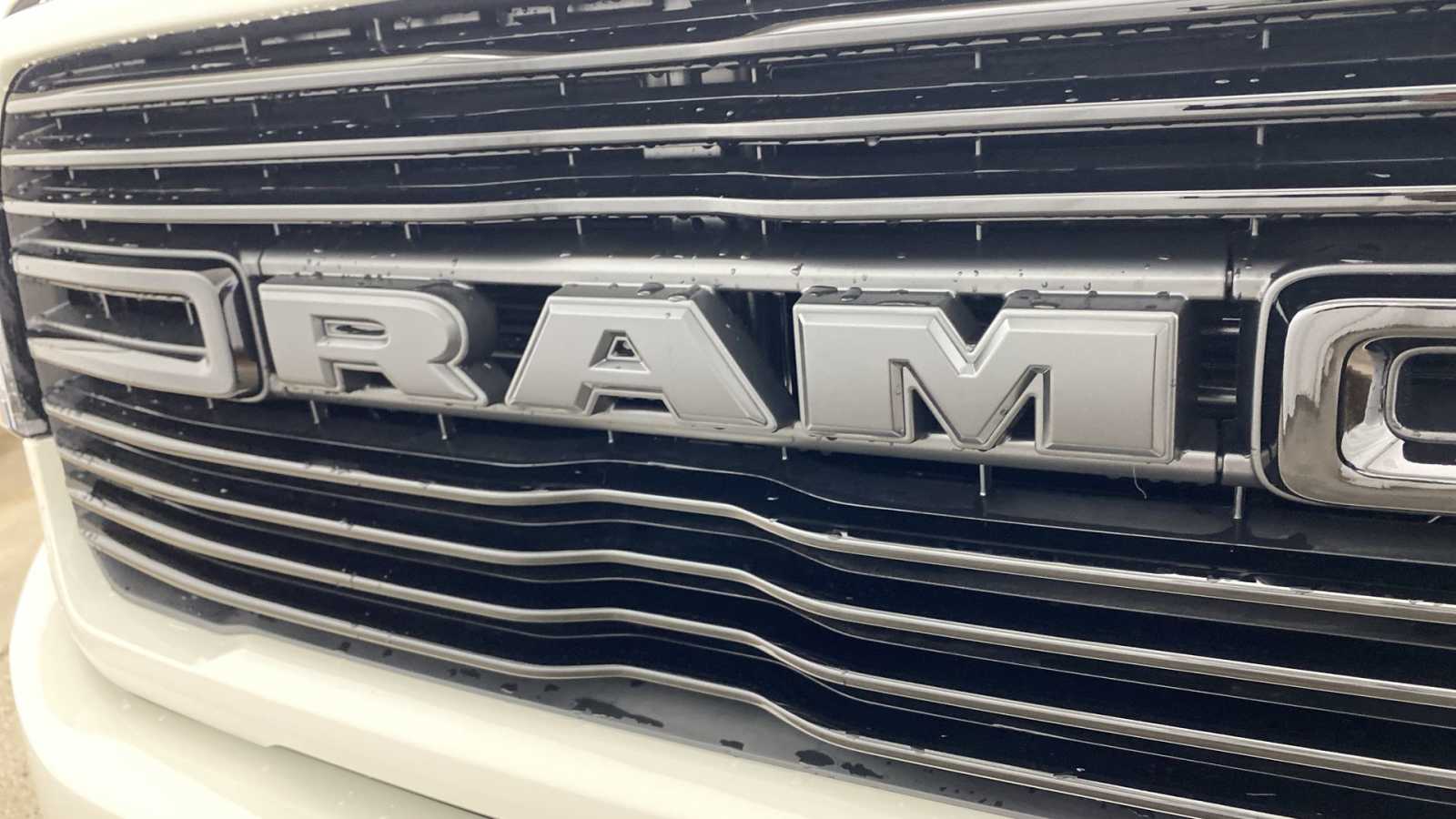 2024 Ram 3500 Laramie 4x4 Crew Cab 64 Box 41