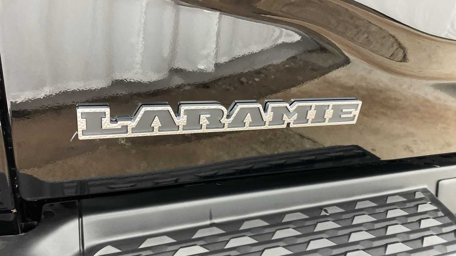 2024 Ram 3500 Laramie 4x4 Crew Cab 64 Box 27