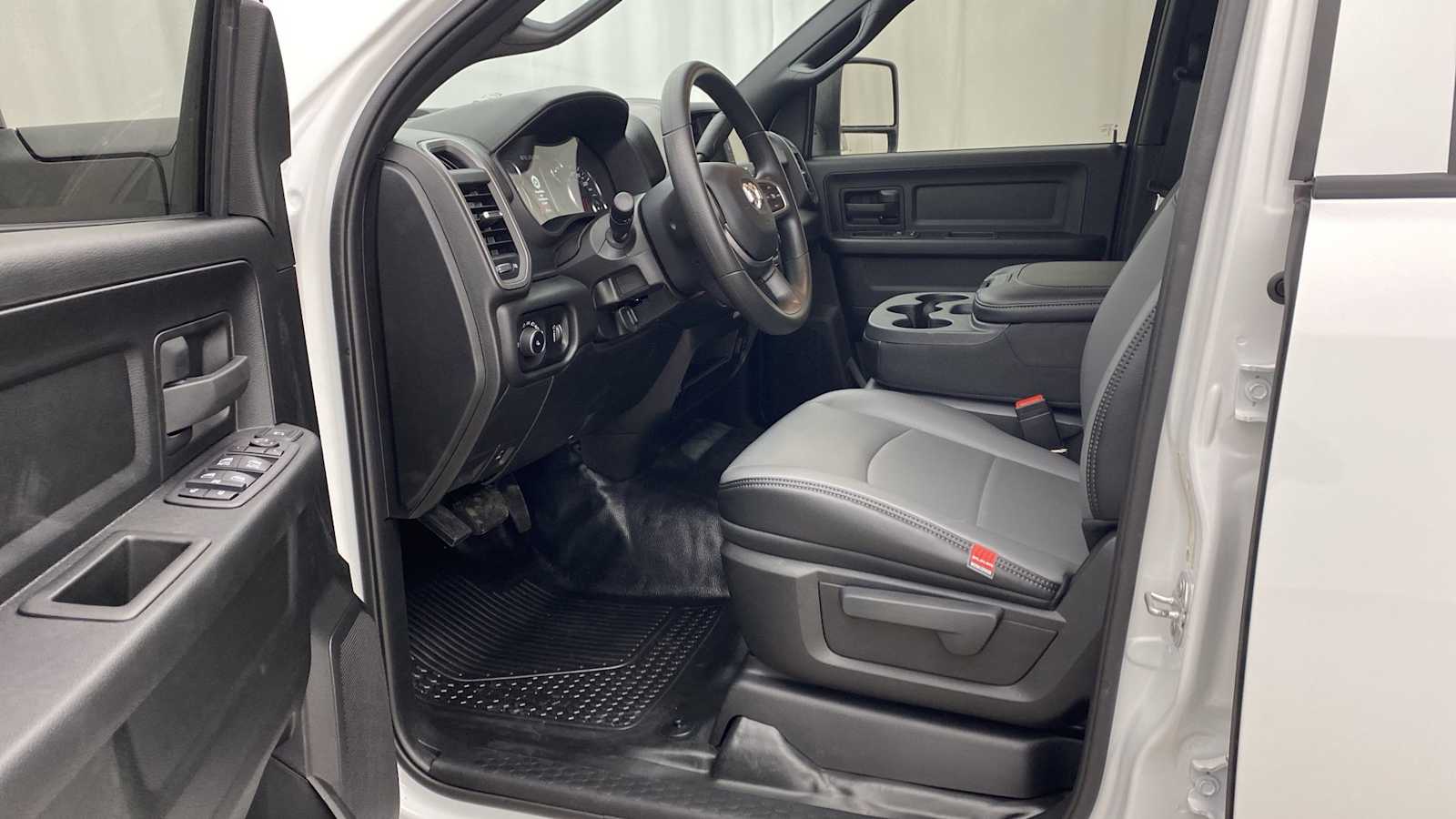 2024 Ram 3500 Tradesman 4x4 Crew Cab 8 Box 2