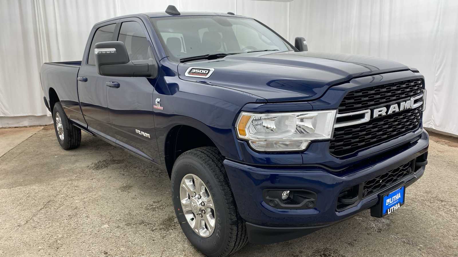 2024 Ram 3500 Big Horn 4x4 Crew Cab 8 Box 36