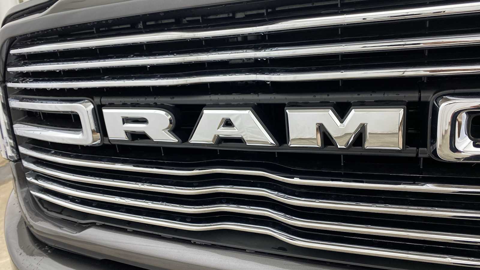 2024 Ram 3500 Laramie 4x4 Crew Cab 8 Box 39