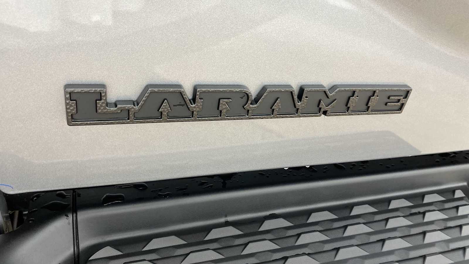 2024 Ram 3500 Laramie 4x4 Crew Cab 8 Box 27