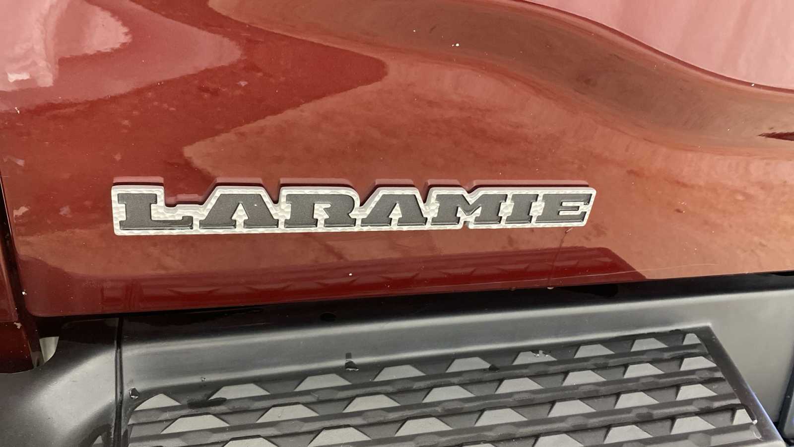 2020 Ram 3500 Laramie 4x4 Crew Cab 8 Box 42