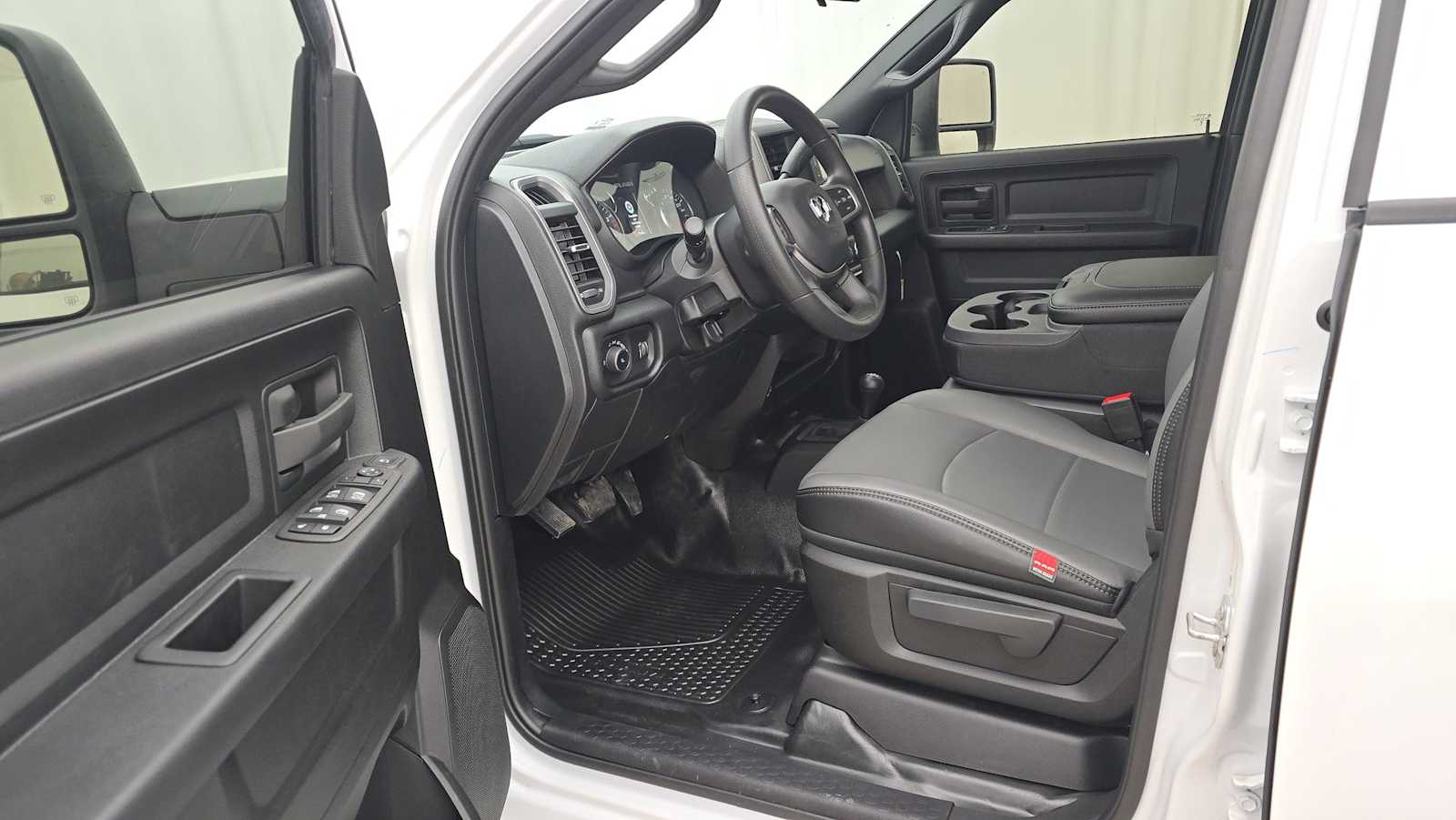 2024 Ram 2500 Tradesman 4x4 Crew Cab 64 Box 2