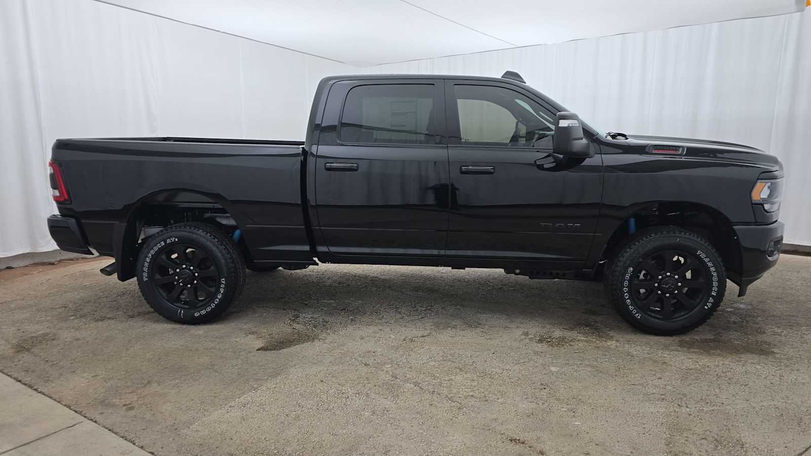 2024 Ram 2500 Big Horn 4x4 Crew Cab 64 Box 34