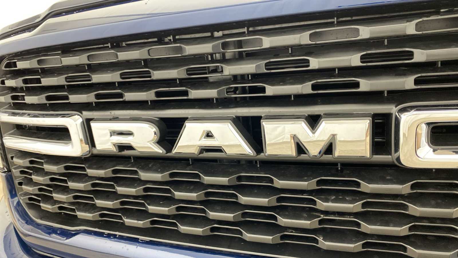 2024 Ram 2500 Big Horn 4x4 Crew Cab 64 Box 39