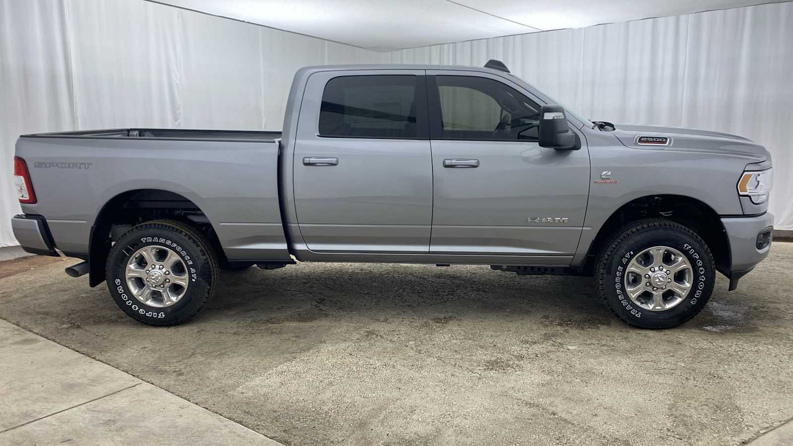 2024 Ram 2500 Big Horn 4x4 Crew Cab 64 Box 35