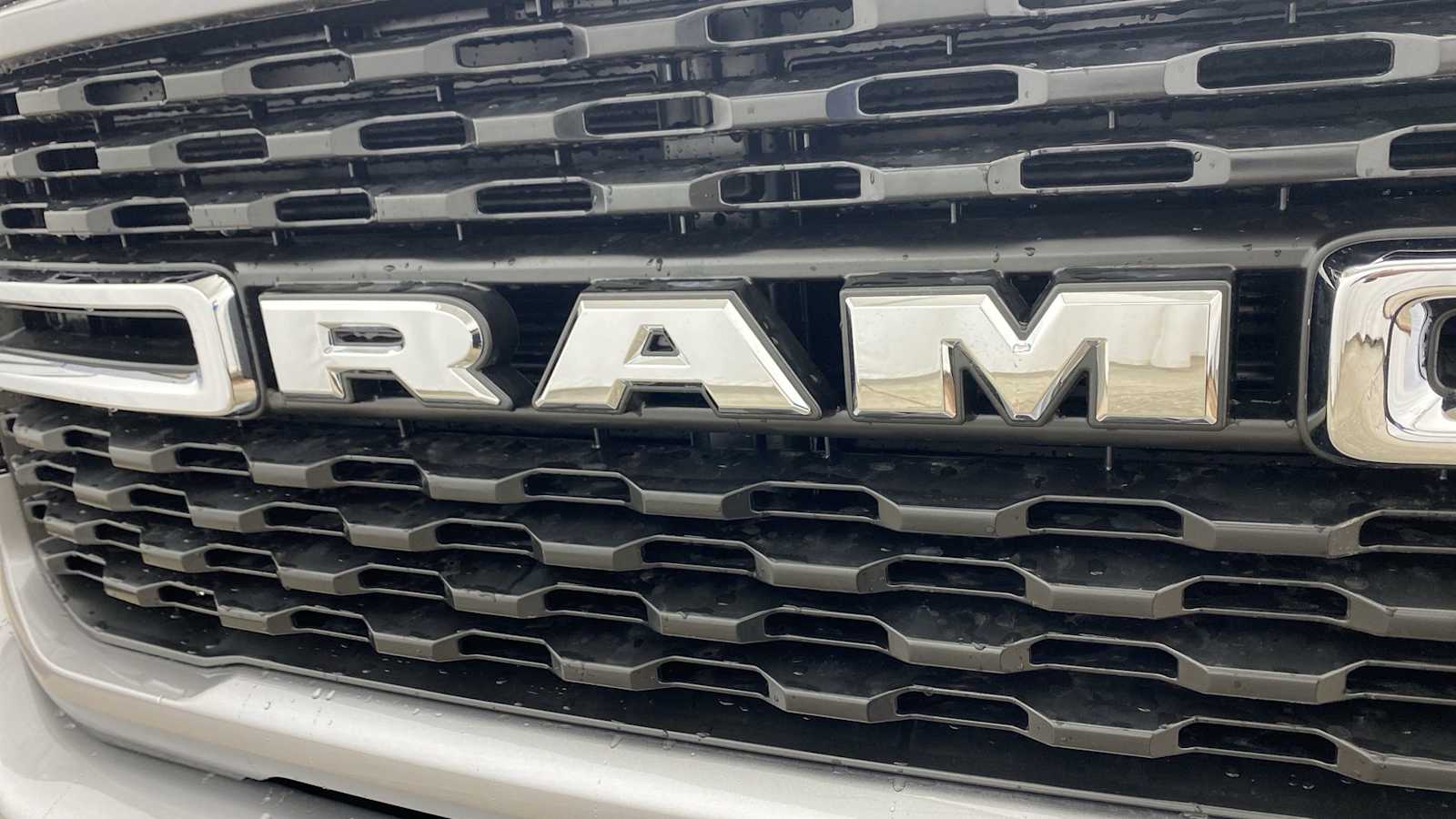 2024 Ram 2500 Big Horn 4x4 Crew Cab 64 Box 39