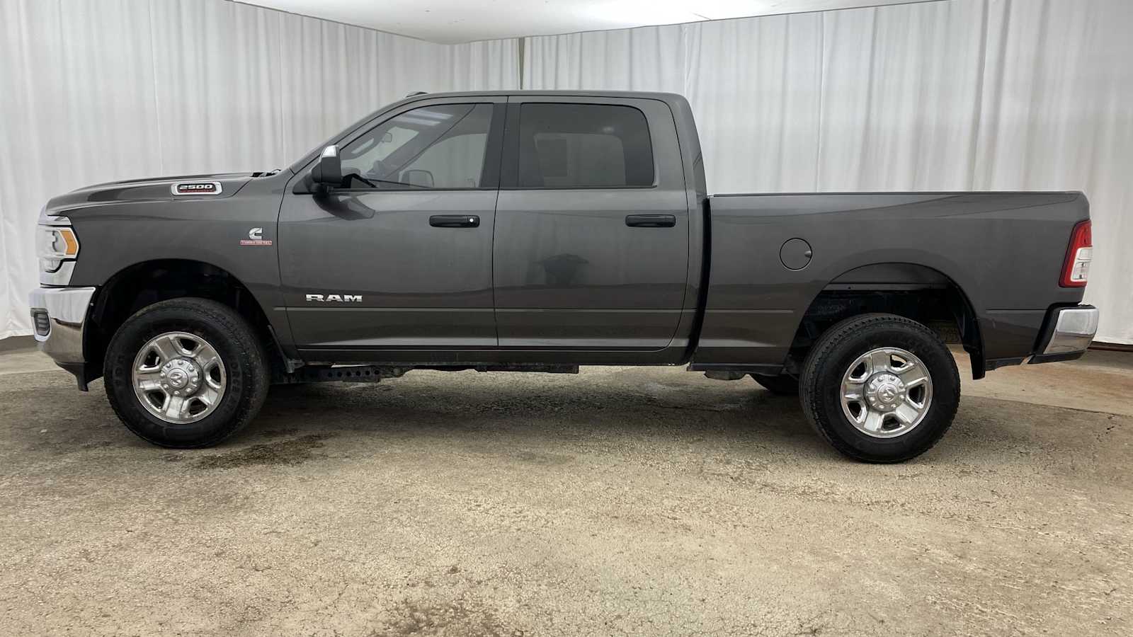 2022 Ram 2500 Big Horn 4x4 Crew Cab 64 Box 28