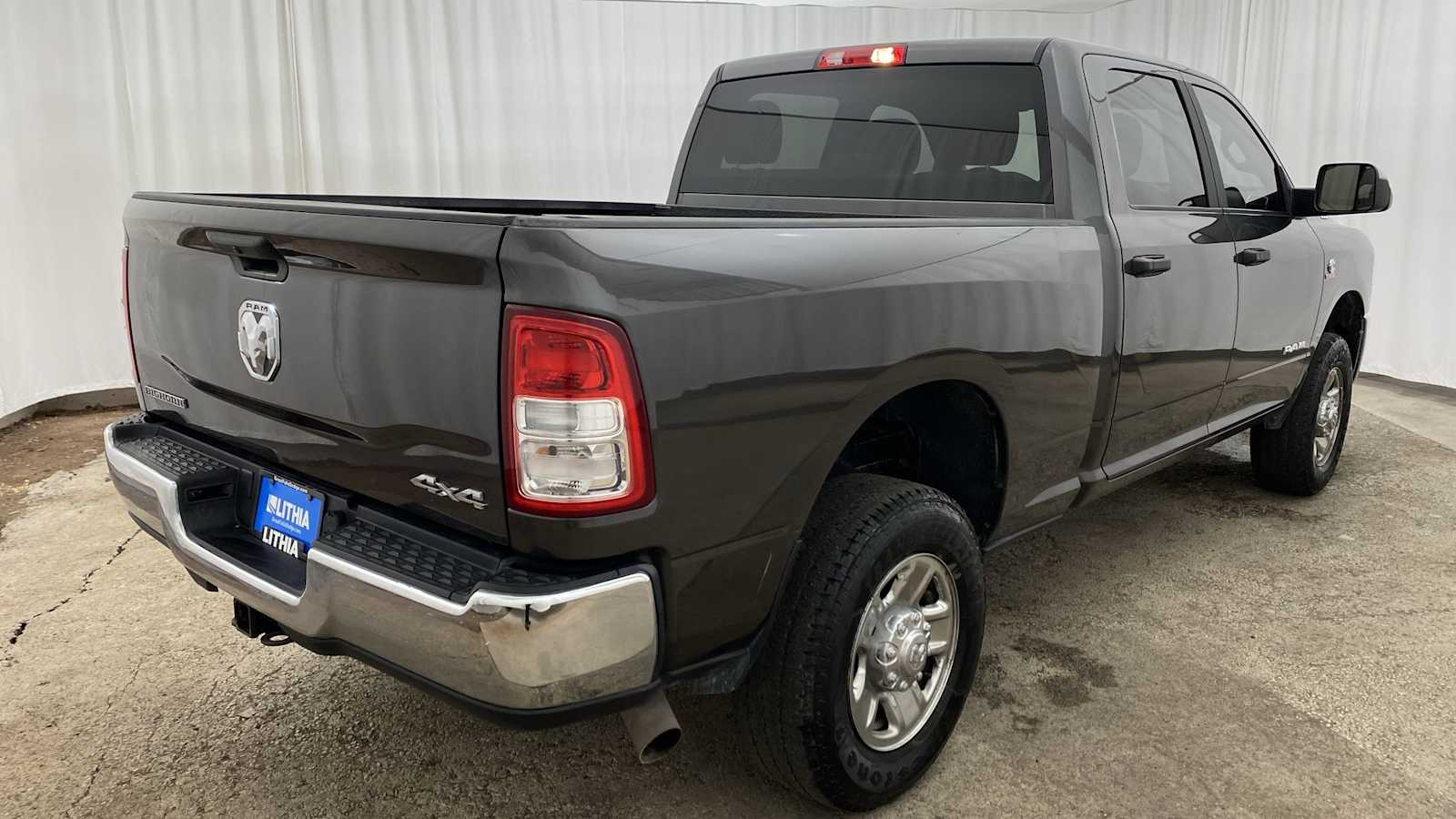 2022 Ram 2500 Big Horn 4x4 Crew Cab 64 Box 31