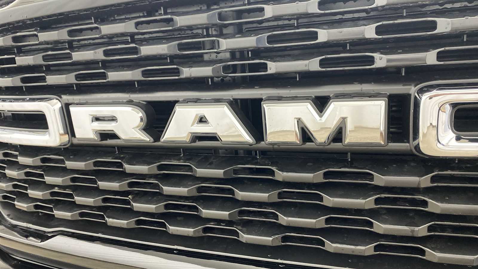 2024 Ram 2500 Big Horn 4x4 Crew Cab 64 Box 39