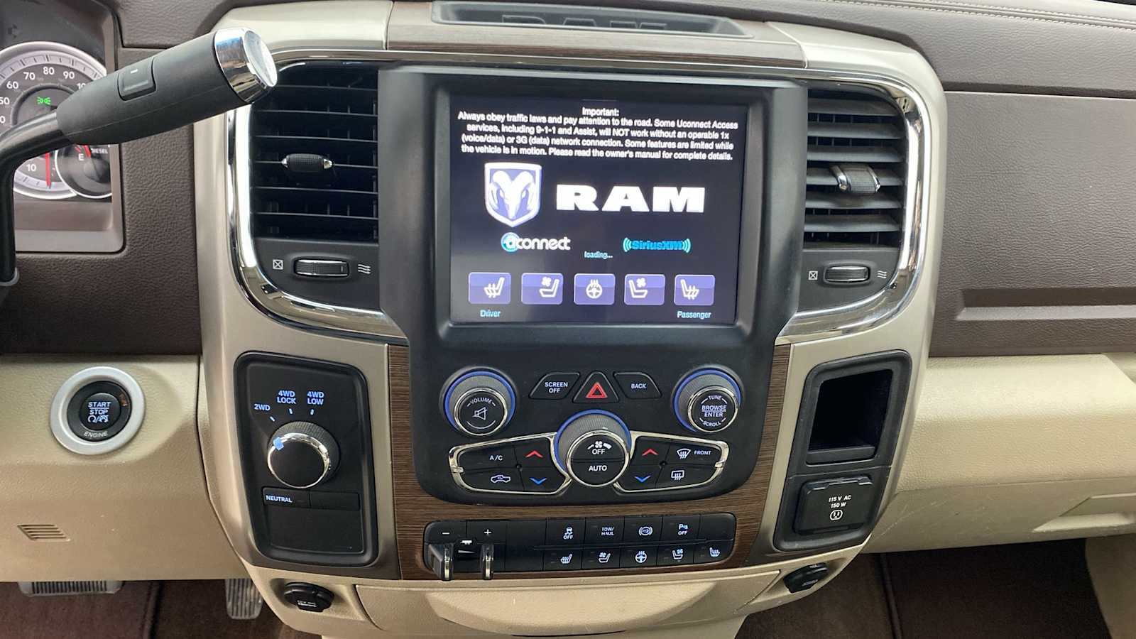 2014 Ram 2500 Laramie 4WD Crew Cab 149 16