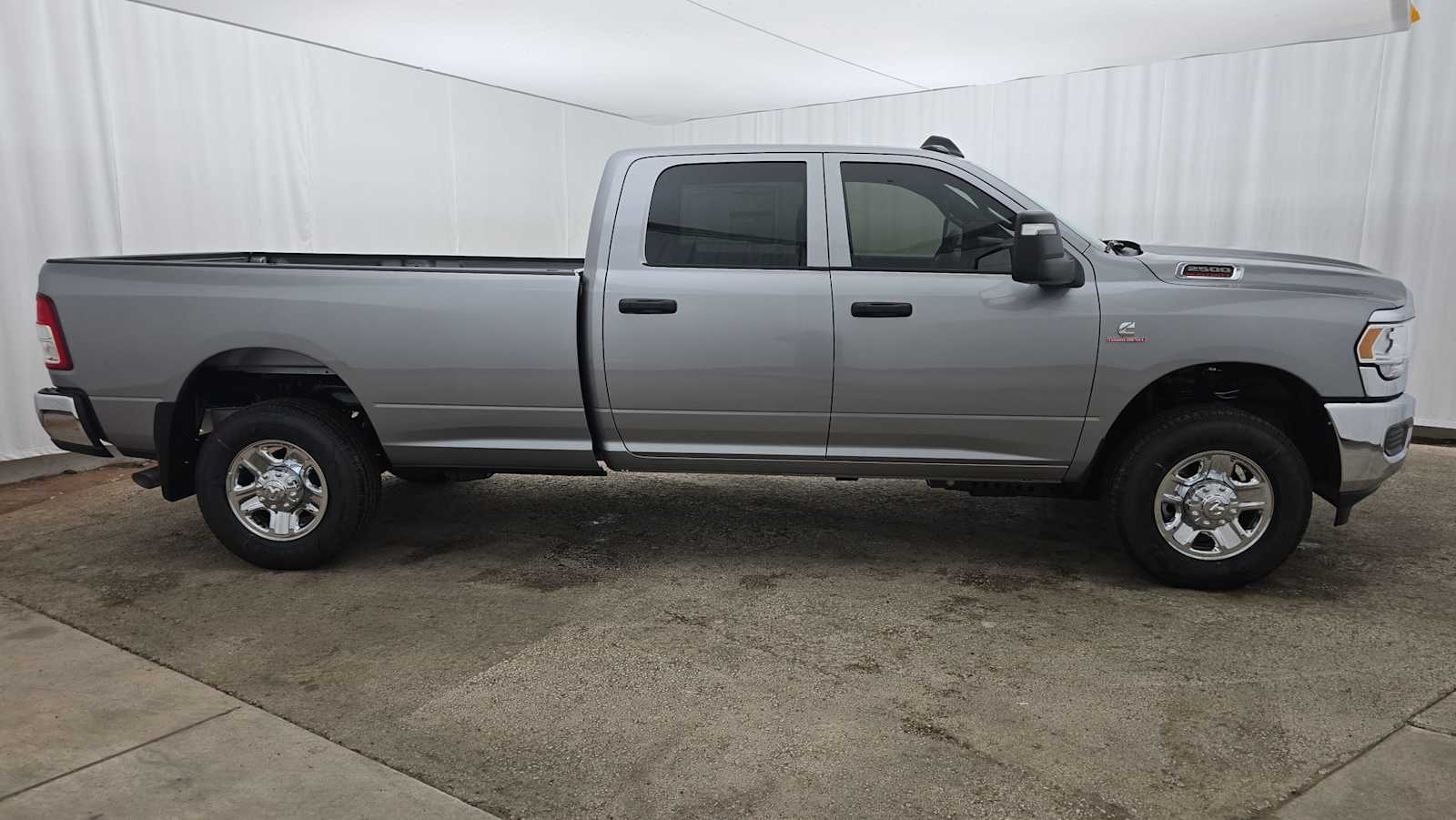 2024 Ram 2500 Tradesman 4x4 Crew Cab 8 Box 32