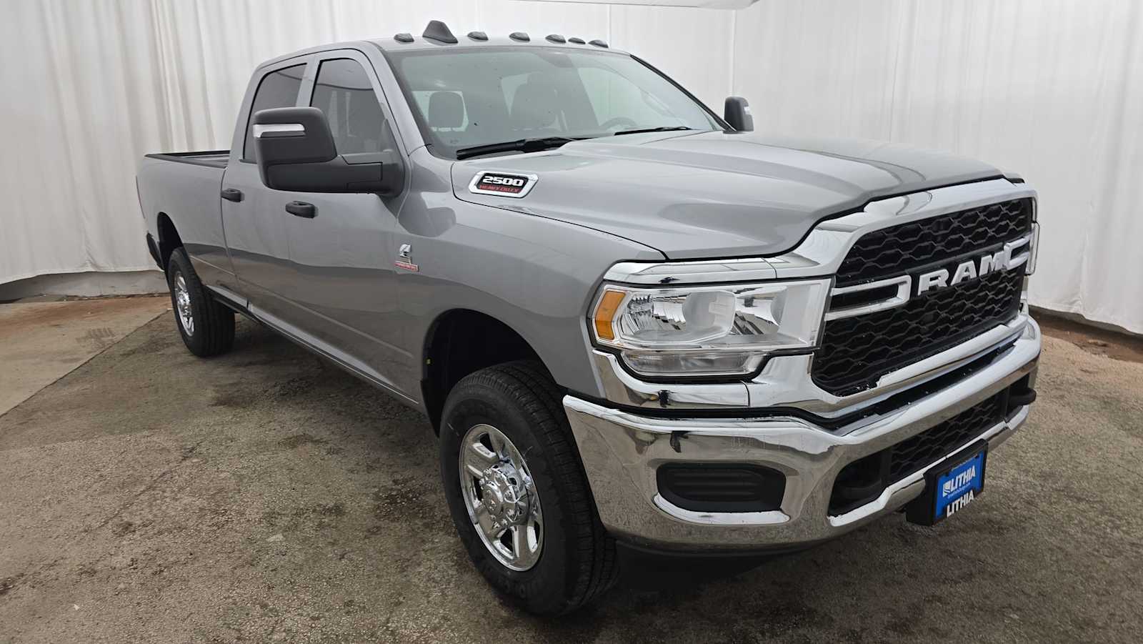 2024 Ram 2500 Tradesman 4x4 Crew Cab 8 Box 33