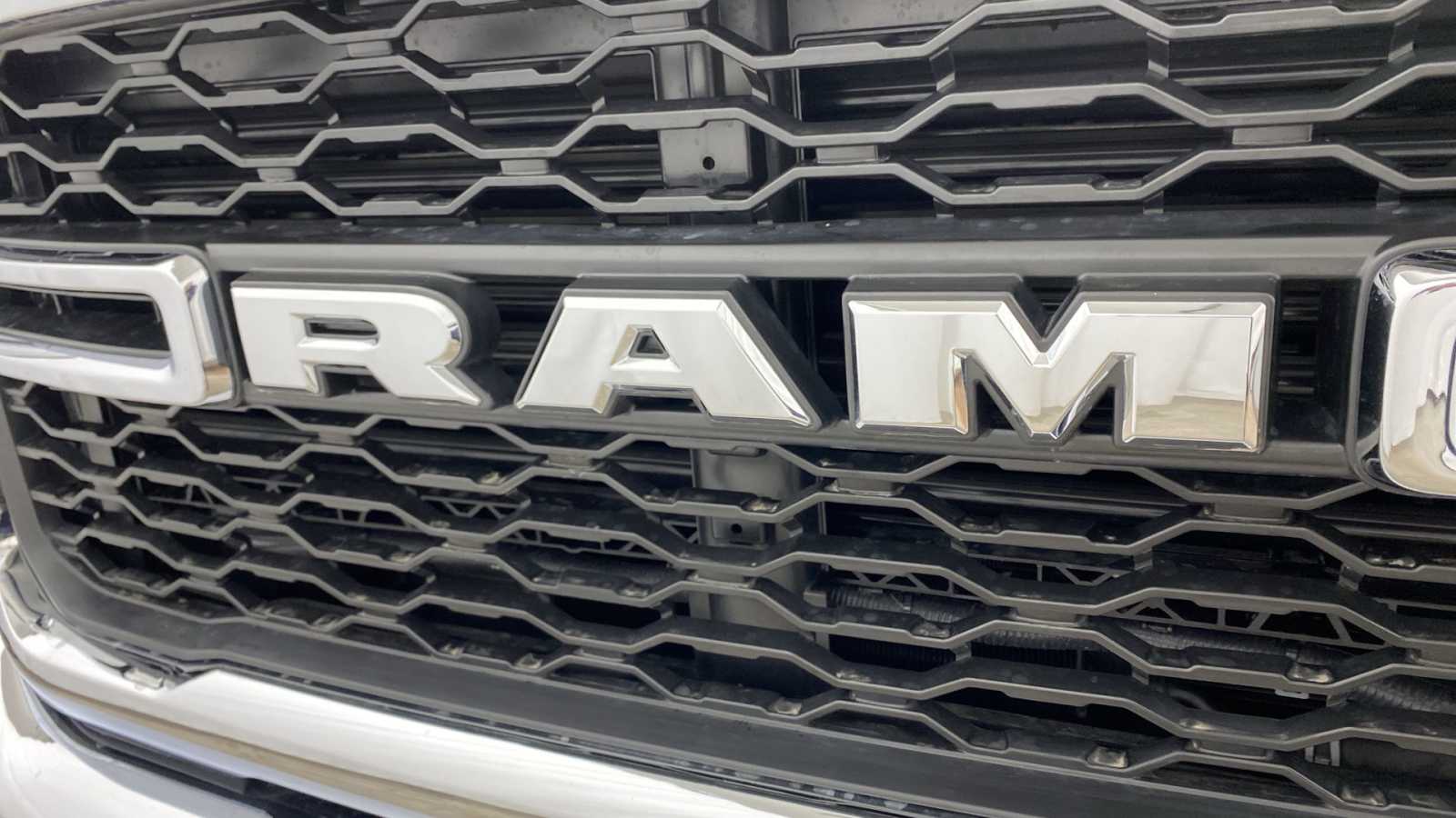 2024 Ram 2500 Tradesman 4x4 Crew Cab 8 Box 10