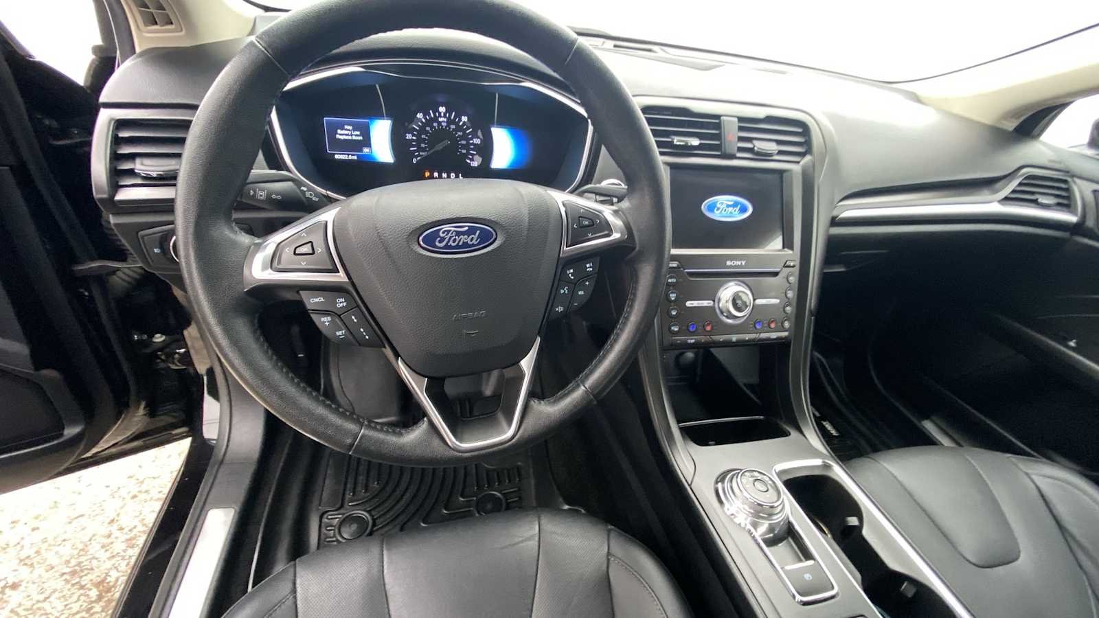 2019 Ford Fusion Hybrid Titanium 3