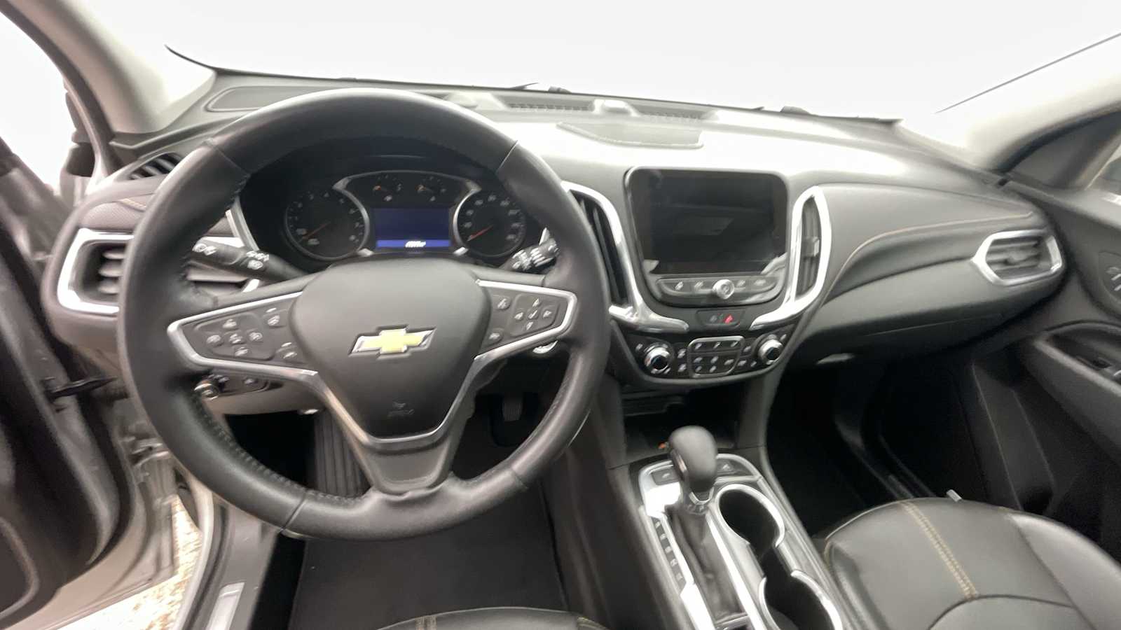 2022 Chevrolet Equinox Premier 3