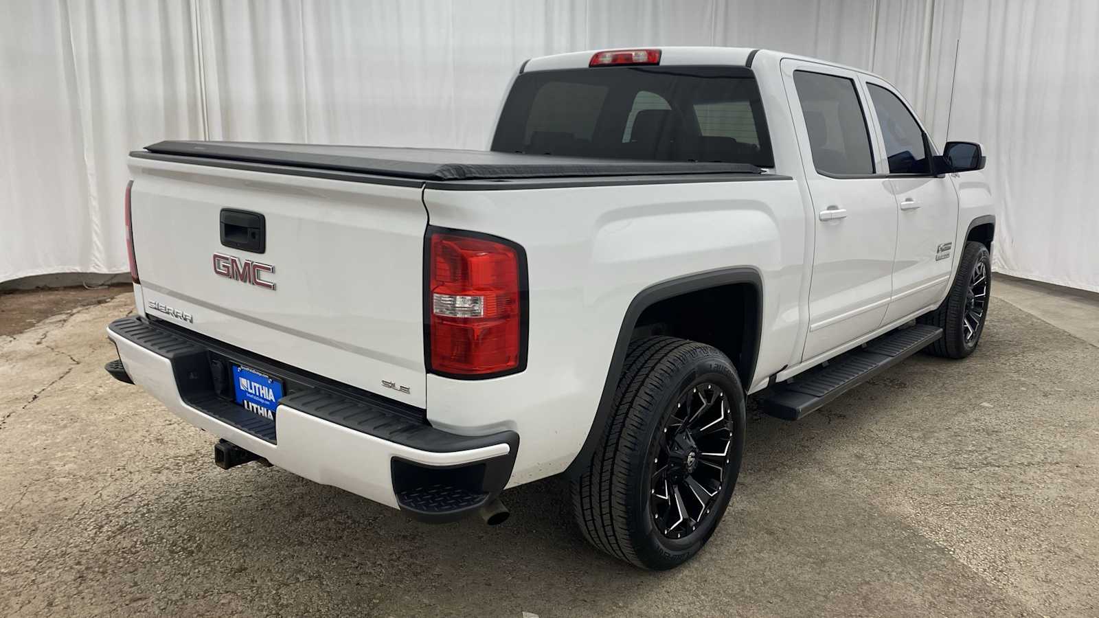 2017 GMC Sierra 1500 SLE 35