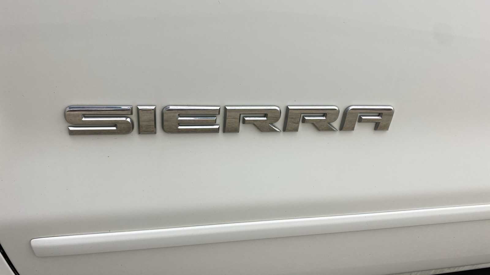 2018 GMC Sierra 1500 SLE 4WD Crew Cab 153.0 12