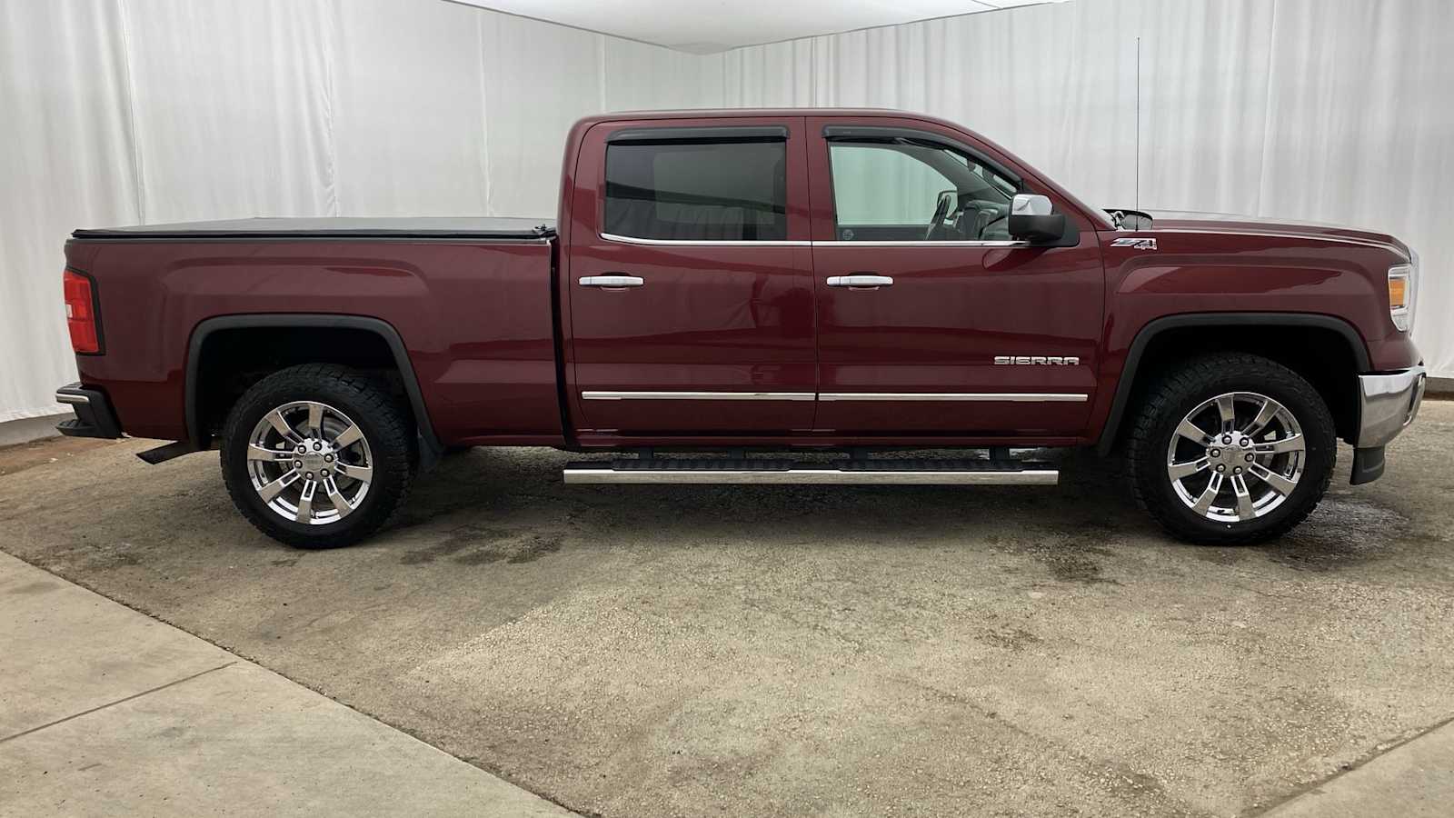 2014 GMC Sierra 1500 SLT 4WD Crew Cab 153.0 37