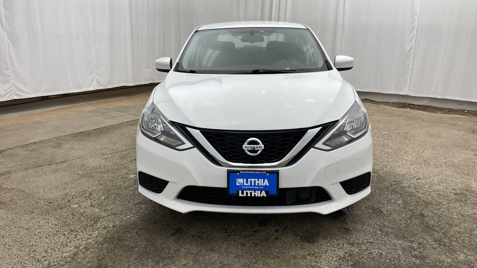 2018 Nissan Sentra S 32