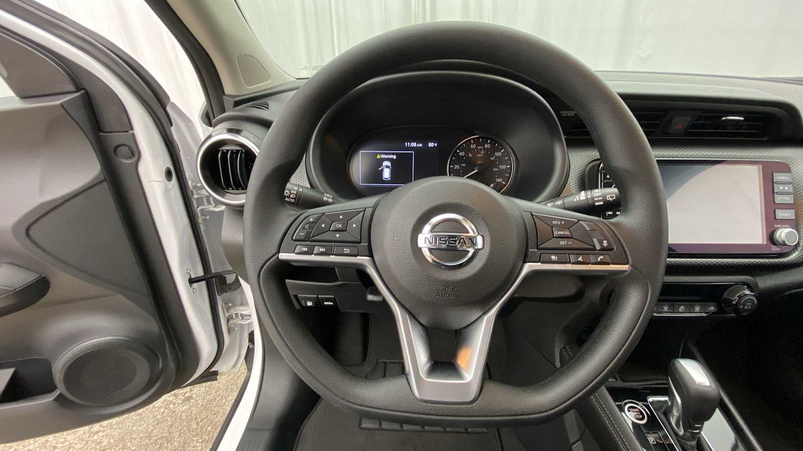 2021 Nissan Kicks SV 11