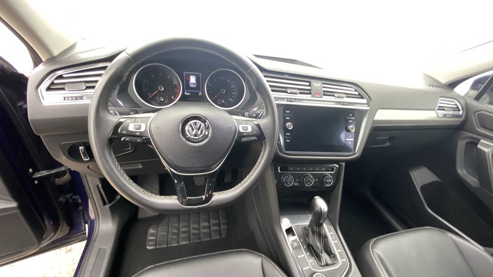 2021 Volkswagen Tiguan SEL 3