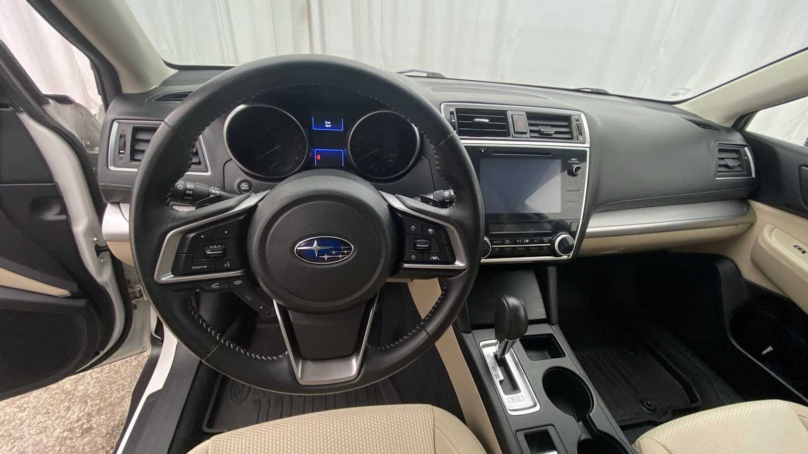 2018 Subaru Outback Premium 3