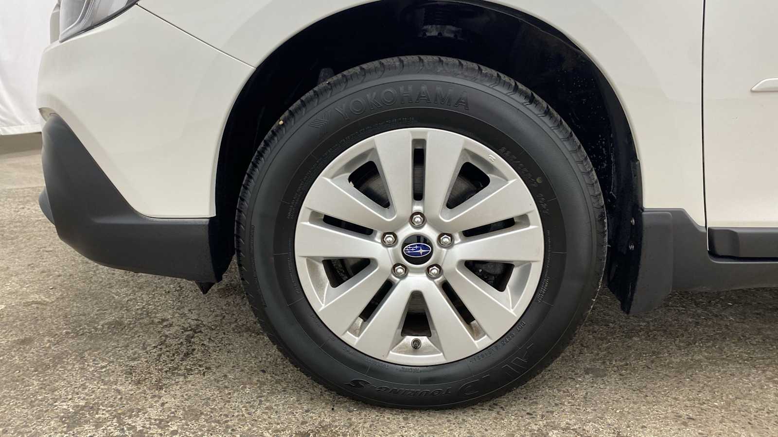 2018 Subaru Outback Premium 38