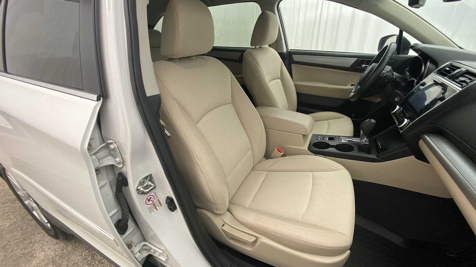 2018 Subaru Outback Premium 10