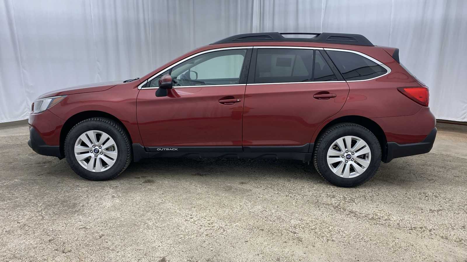 2019 Subaru Outback Premium 32