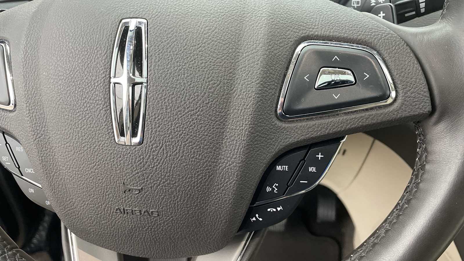 2019 Lincoln MKC Select 16