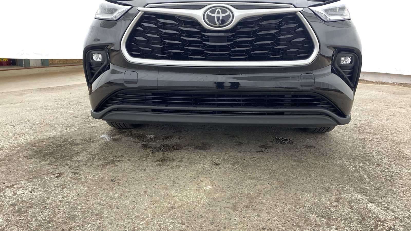 2021 Toyota Highlander XLE 40