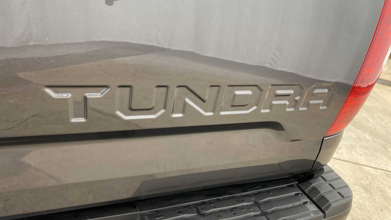 2015 Toyota Tundra SR Double Cab 4.6L V8 6-Spd AT 35
