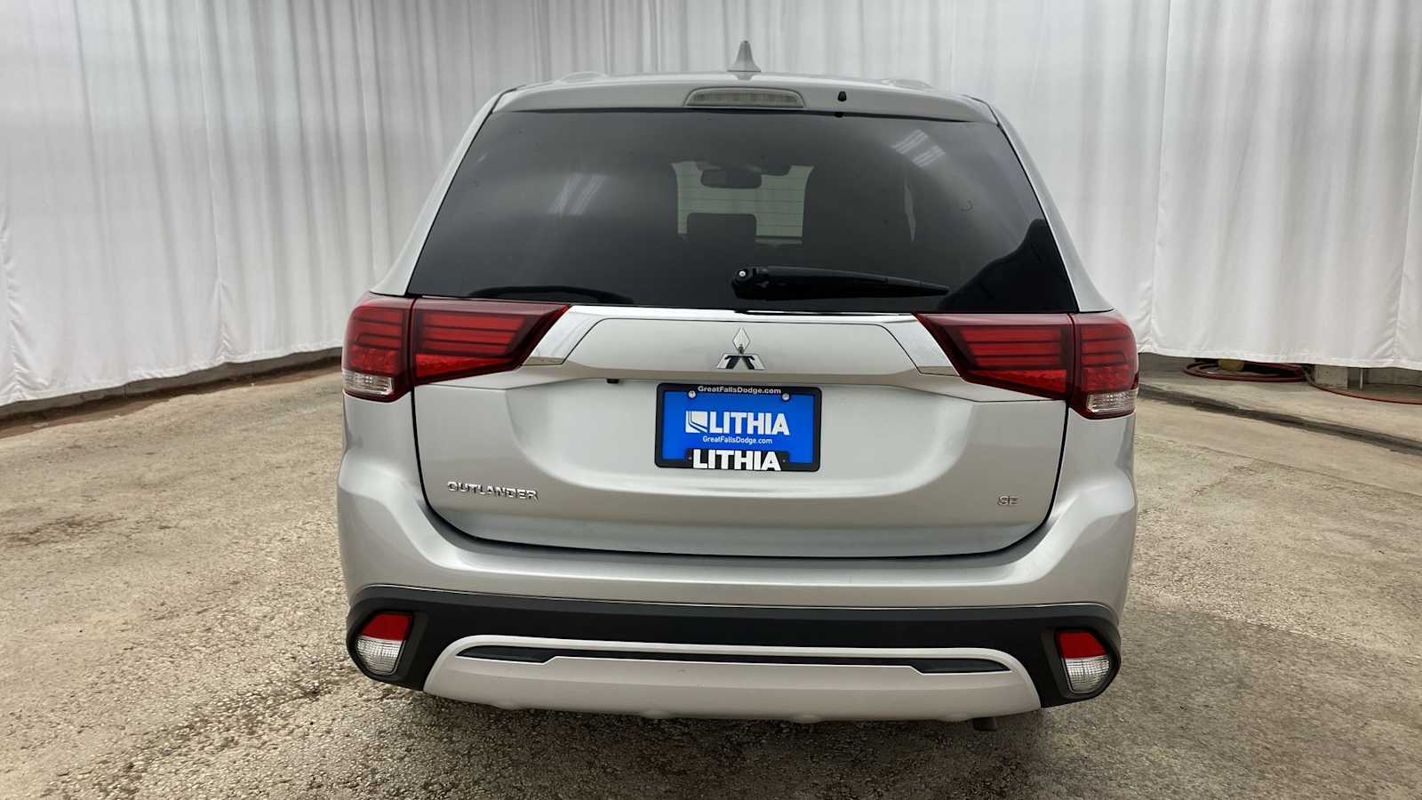 2020 Mitsubishi Outlander SE 32