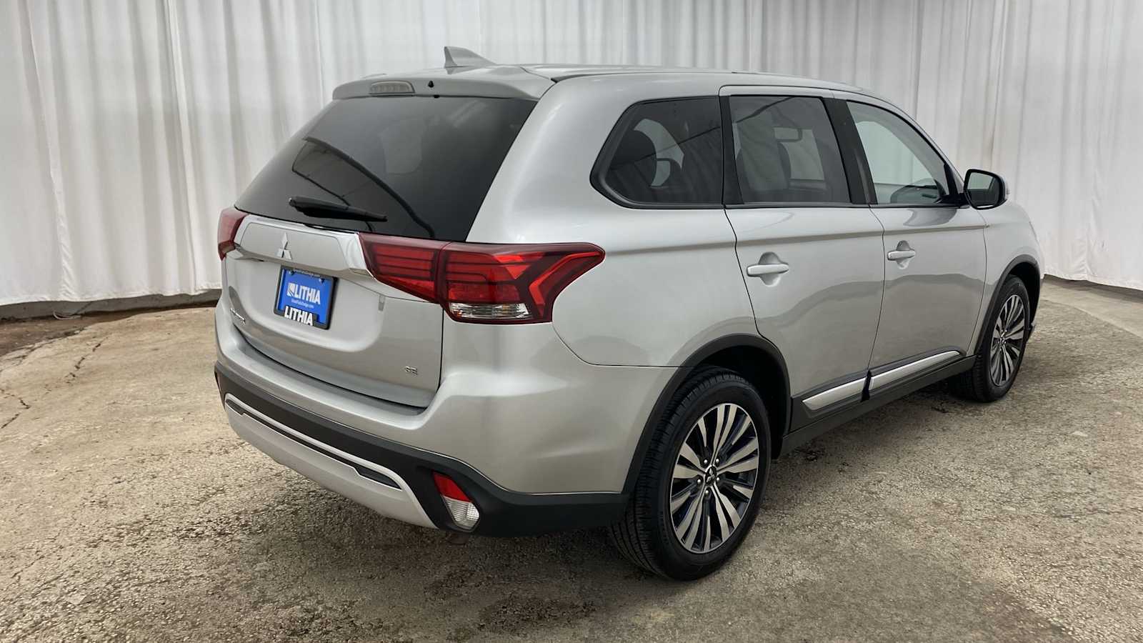 2020 Mitsubishi Outlander SE 33