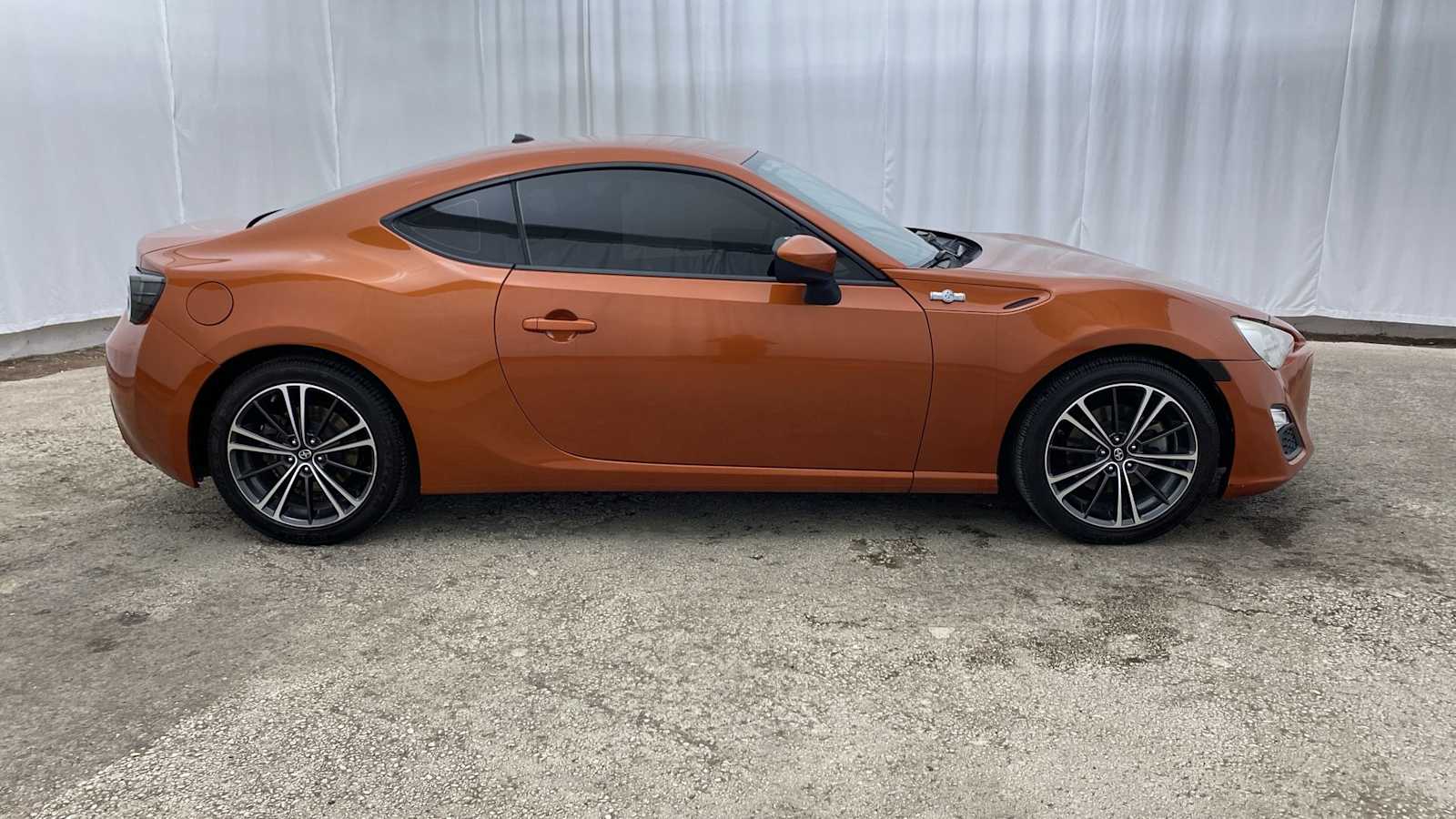 2014 Scion FR-S  27