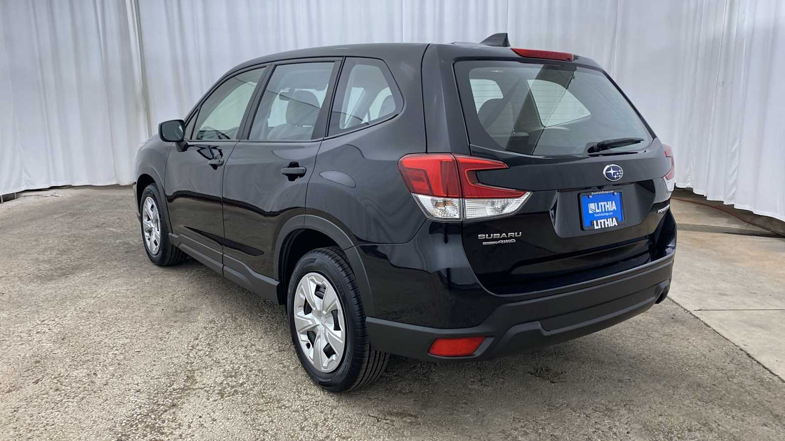 2021 Subaru Forester BASE 28