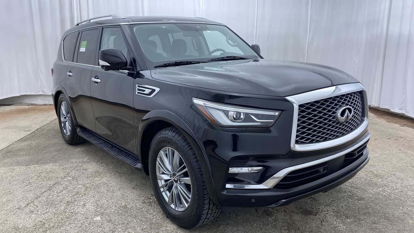 2021 INFINITI QX80 LUXE 37