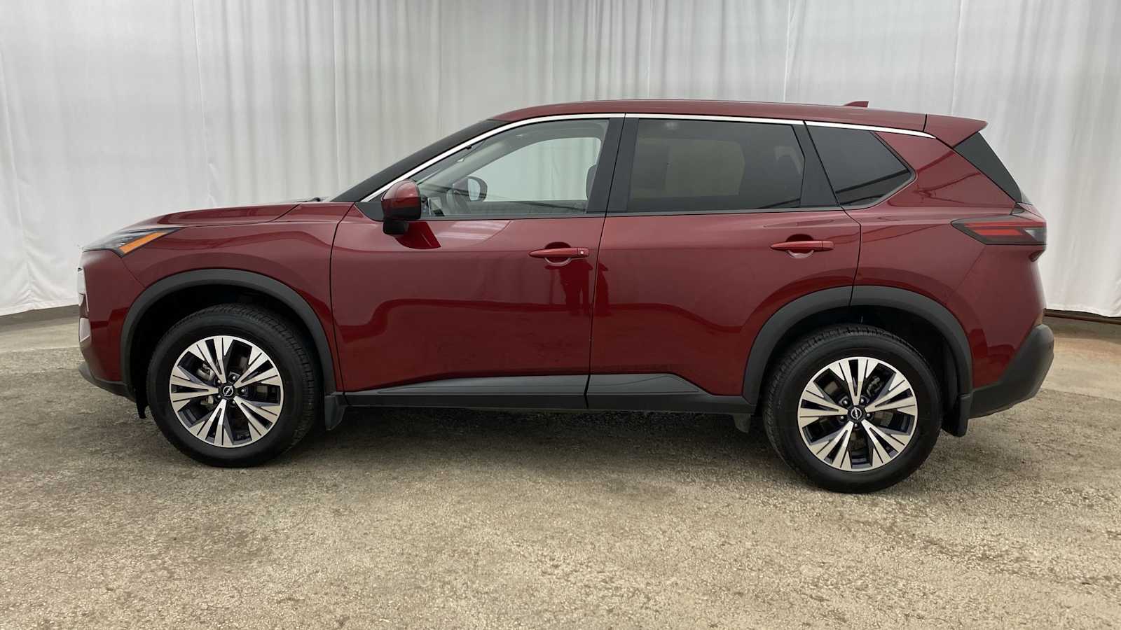 2023 Nissan Rogue SV 28