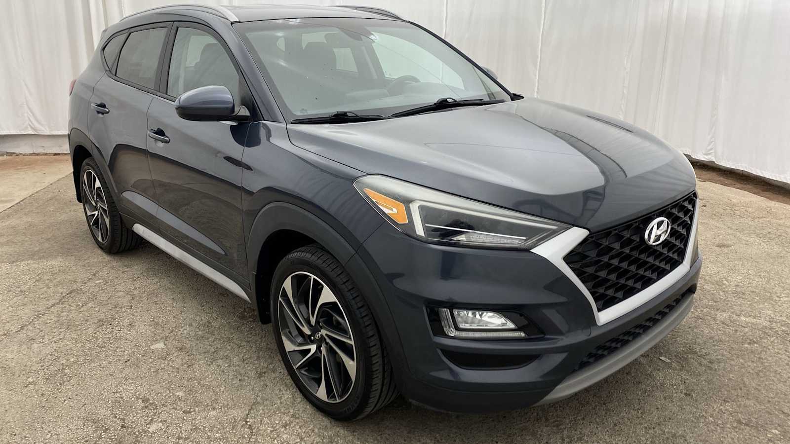 2020 Hyundai Tucson Sport 35