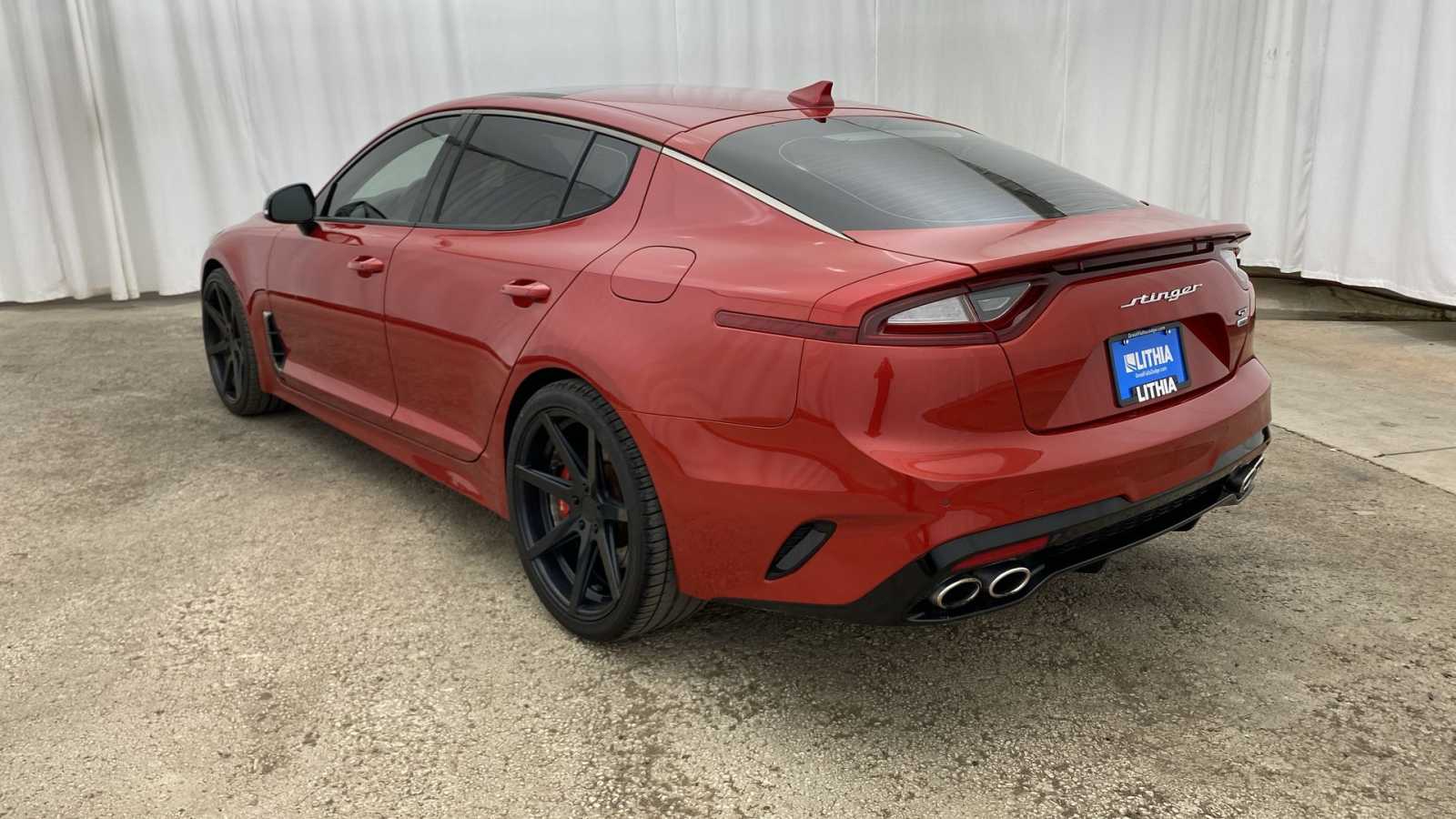 2020 Kia Stinger GT1 32