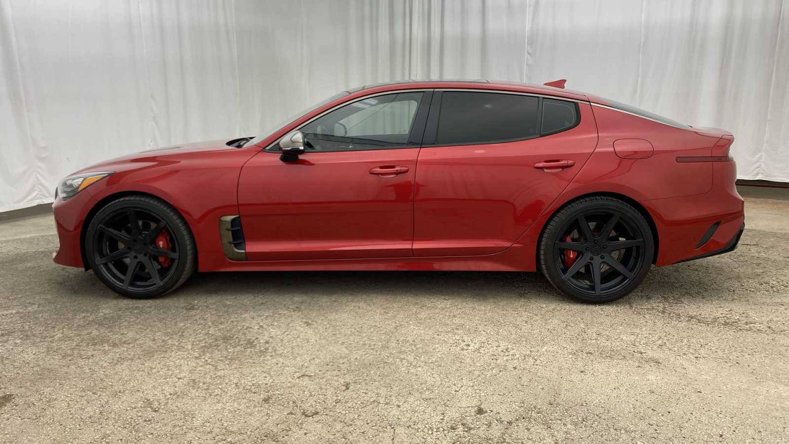 2020 Kia Stinger GT1 31