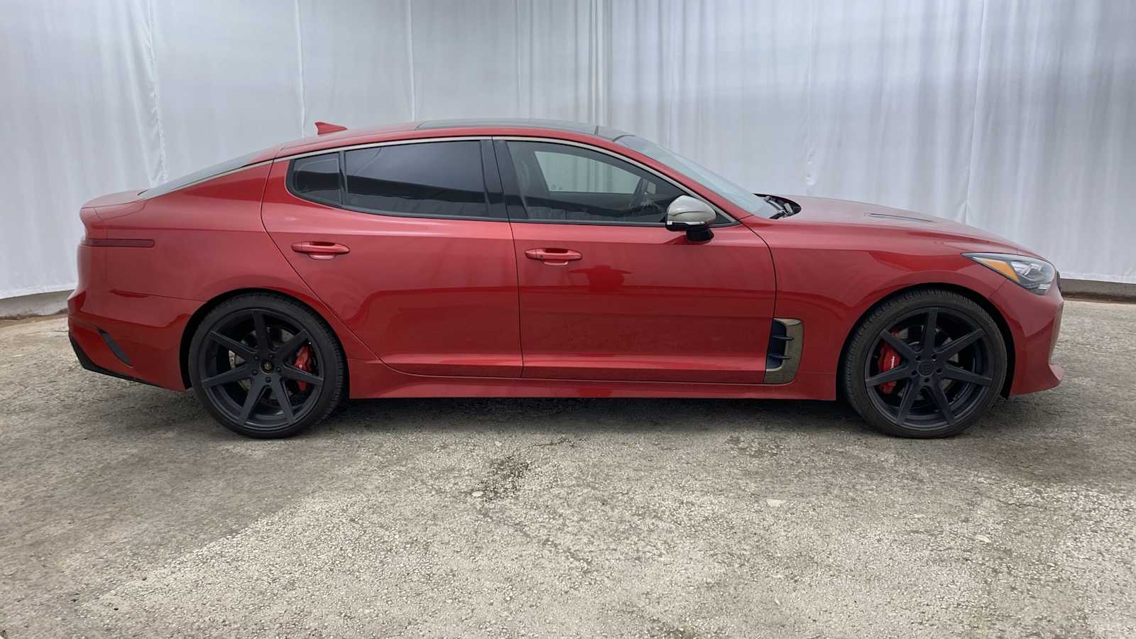 2020 Kia Stinger GT1 35