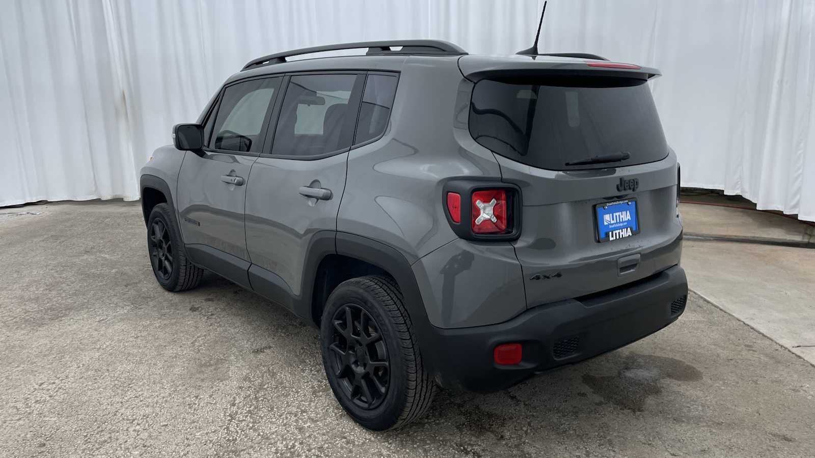 2019 Jeep Renegade Altitude 32