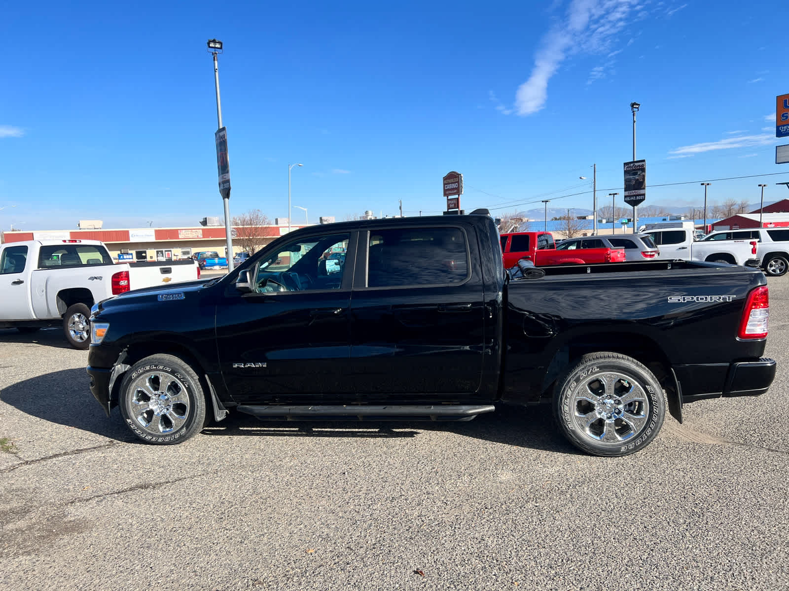 2022 Ram 1500 Big Horn 4x4 Crew Cab 57 Box 3